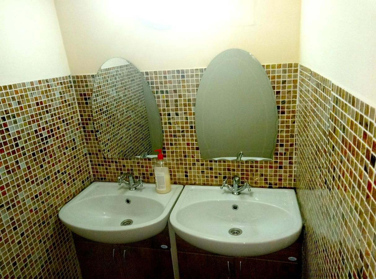 Мини-отель Academic Apartments Алматы-40